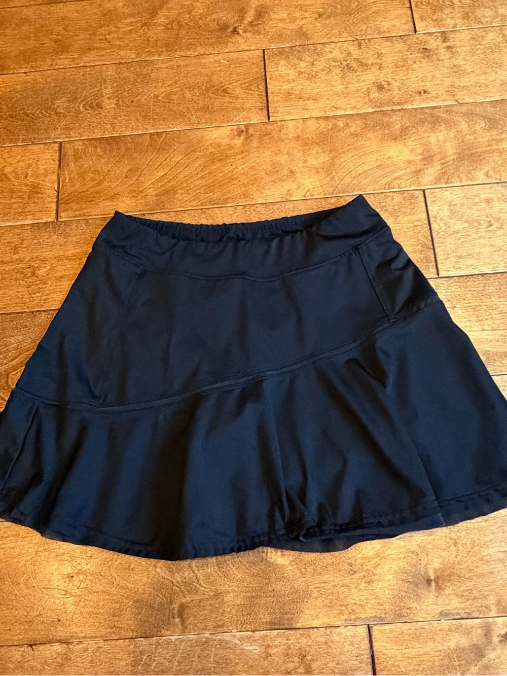 InPhorm Women’s Black Tennis Classic 13 1/2” Flounce Skirt Small